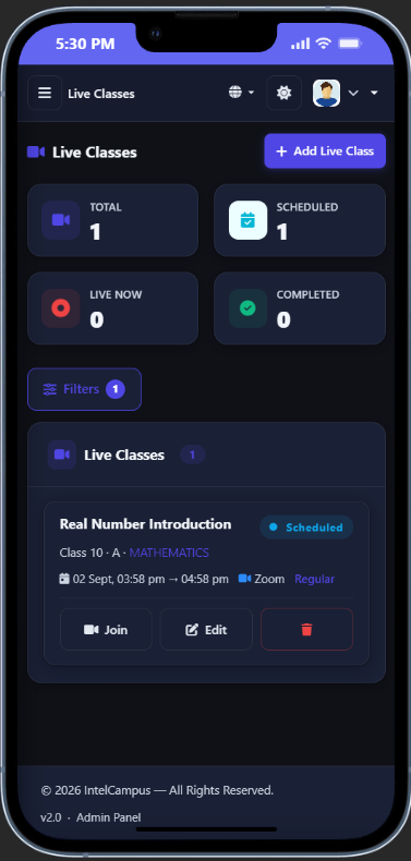 Teacher hosting a live class on the IntelCampus app