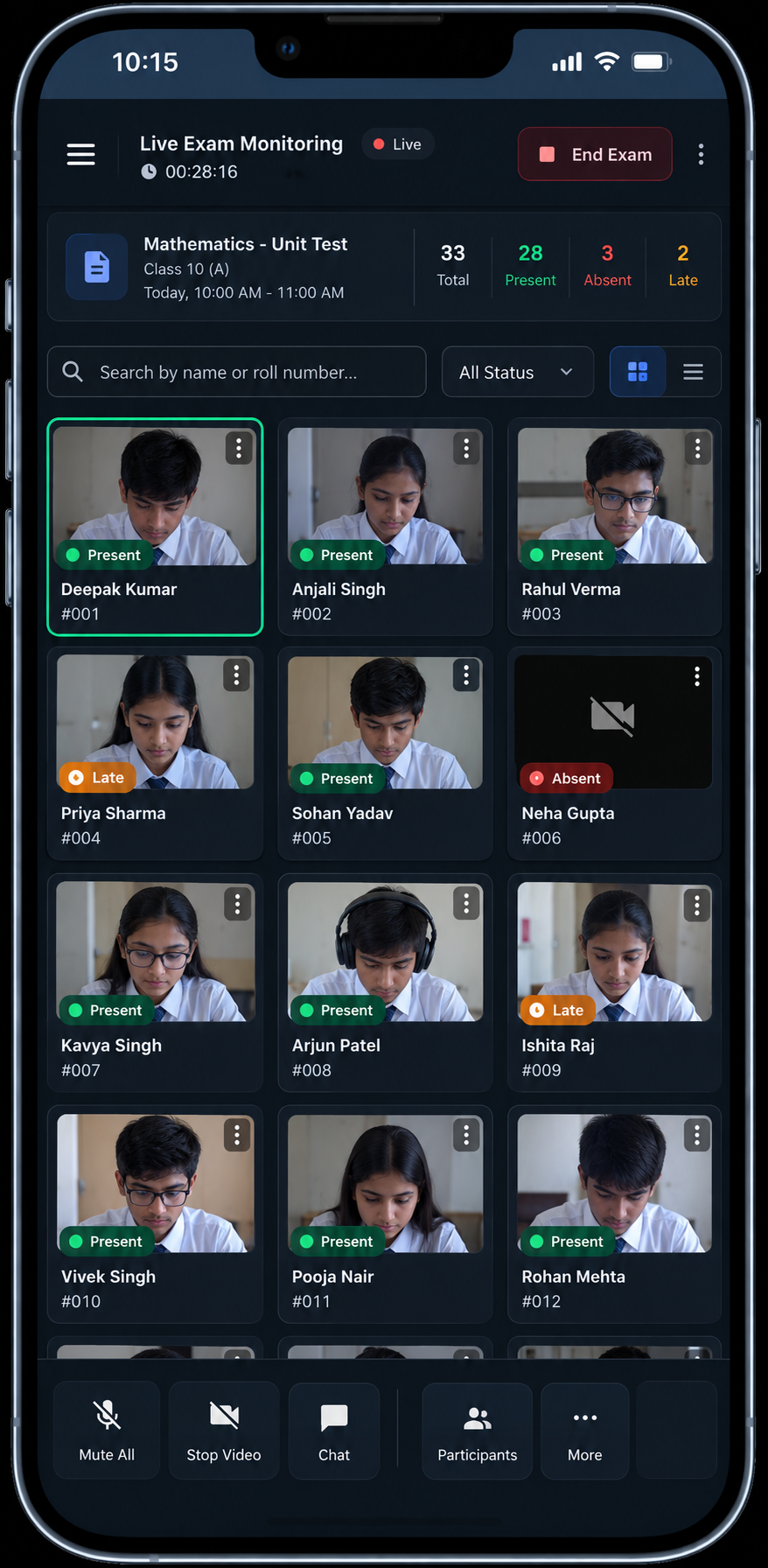 Teacher monitoring a live online exam on the IntelCampus app